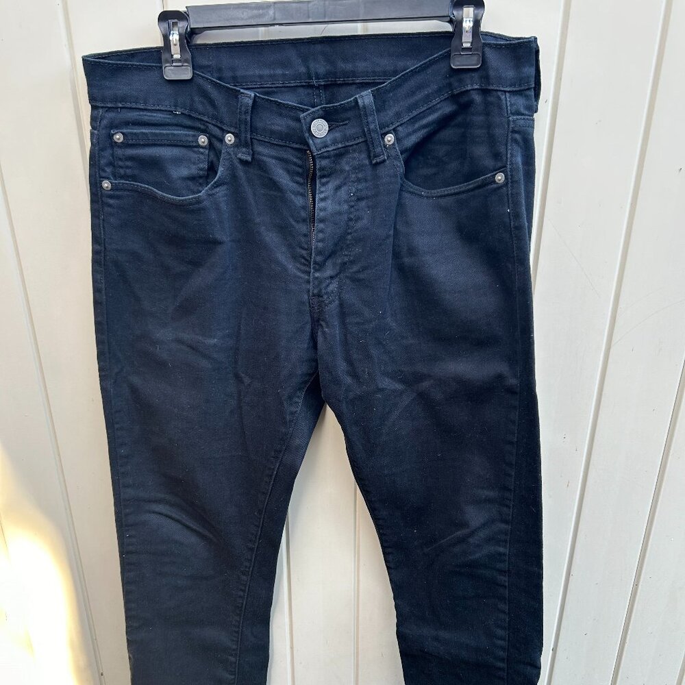 Levi's 513 Slim Straight Blacks Jeans W32L32